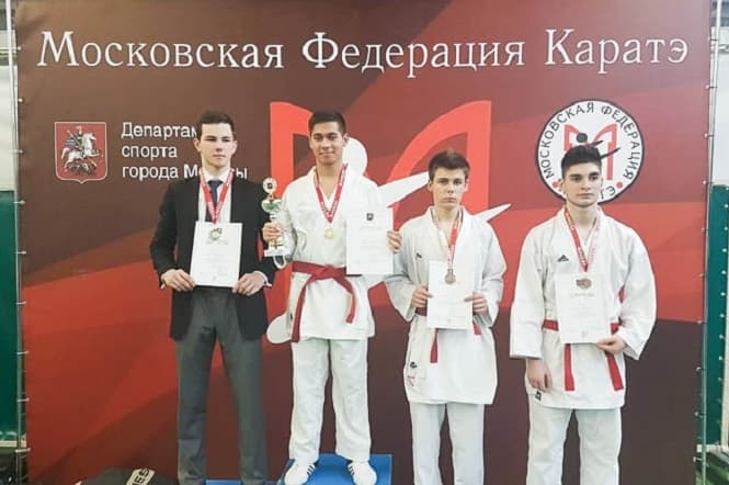 Первенство Москвы по каратэ среди кадетов и юниоров 14-20 лет — спортивный клуб «Сюдзин»