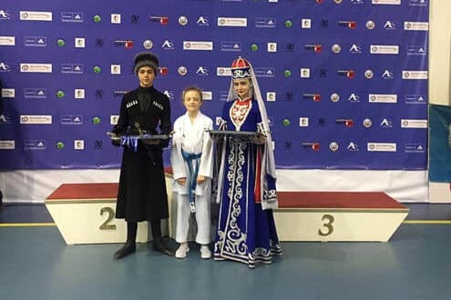 Первенство России по каратэ среди юношей и девушек 12-13 лет и Всероссийские соревнования по каратэ среди юношей и девушек 10-11 лет — спортивный клуб «Сюдзин»