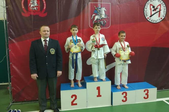 Городские соревнования по каратэ WKF «Надежды Москвы» в возрасте 8-9 лет 4.2018 — спортивный клуб «Сюдзин»